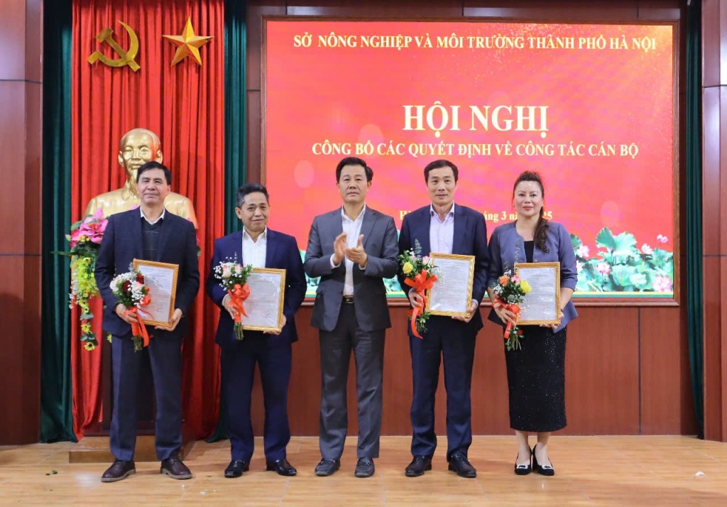 Công bố quyết định thành lập Đảng bộ cơ quan Sở Nông nghiệp và Môi trường