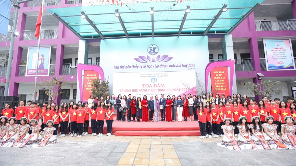Thầy, trò quận Ba Đình quyết tâm xây dựng 