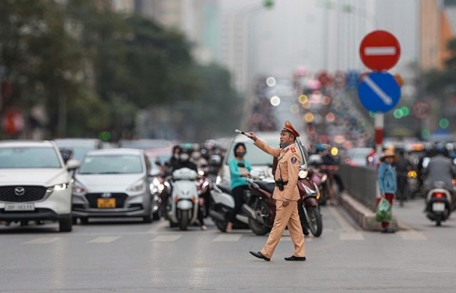 Hà Nội phân luồng giao thông dịp Tết Dương lịch 2026