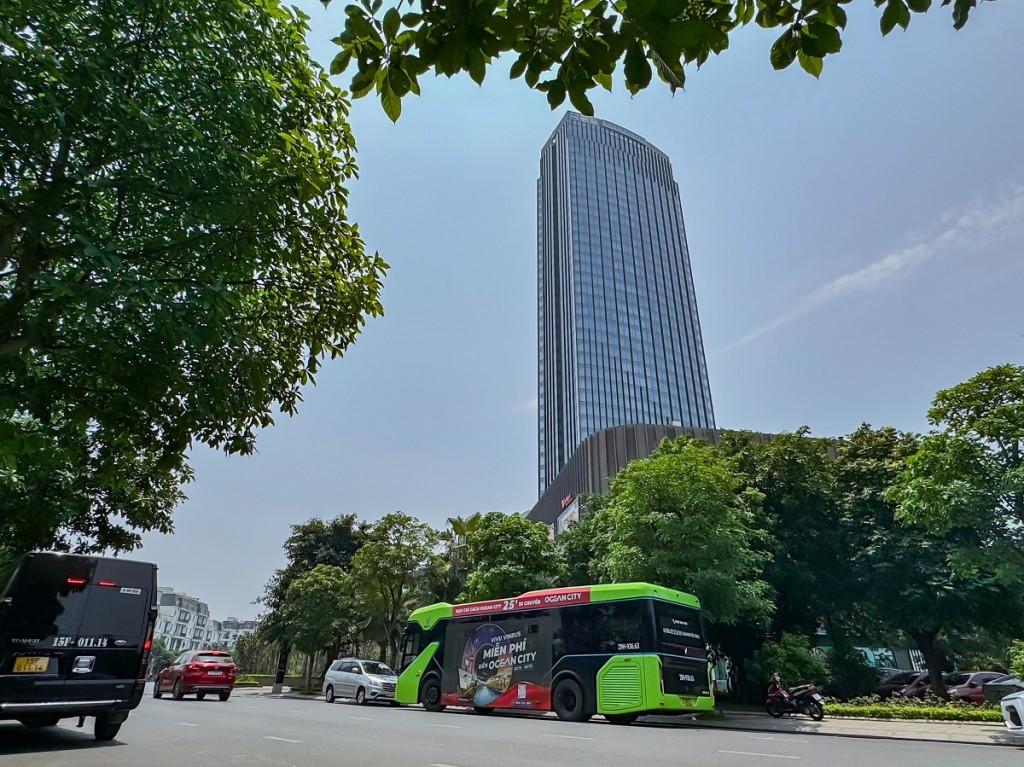   Hai chuyến xe VinBus hoàn toàn miễn phí đưa khán giả đến xem đại nhạc hội Road to 8WONDER 