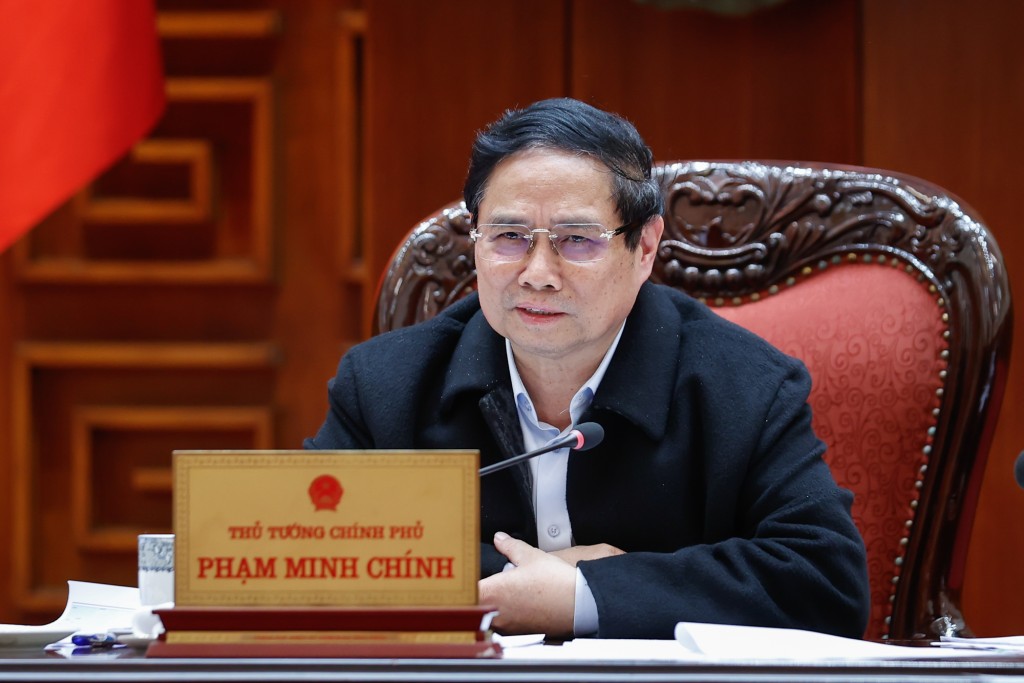 Thủ tướng nhấn mạnh yêu cầu với việc sắp xếp, tổ chức lại đơn vị hành chính các cấp là tăng cường thẩm quyền, nêu cao hơn nữa tính tự lực, tự chủ, tự cường của cấp địa phương - Ảnh: VGP/Nhật Bắc