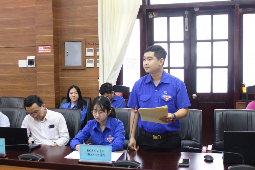 Hội nghị là dịp để tuổi trẻ Ninh Thuận trực tiếp trao đổi với lãnh đạo tỉnh về những vấn đề thiết thực