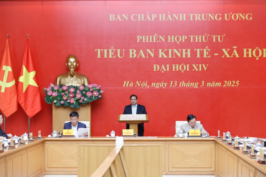 Thủ tướng phát biểu tại phiên họp - Ảnh: VGP/Nhật Bắc