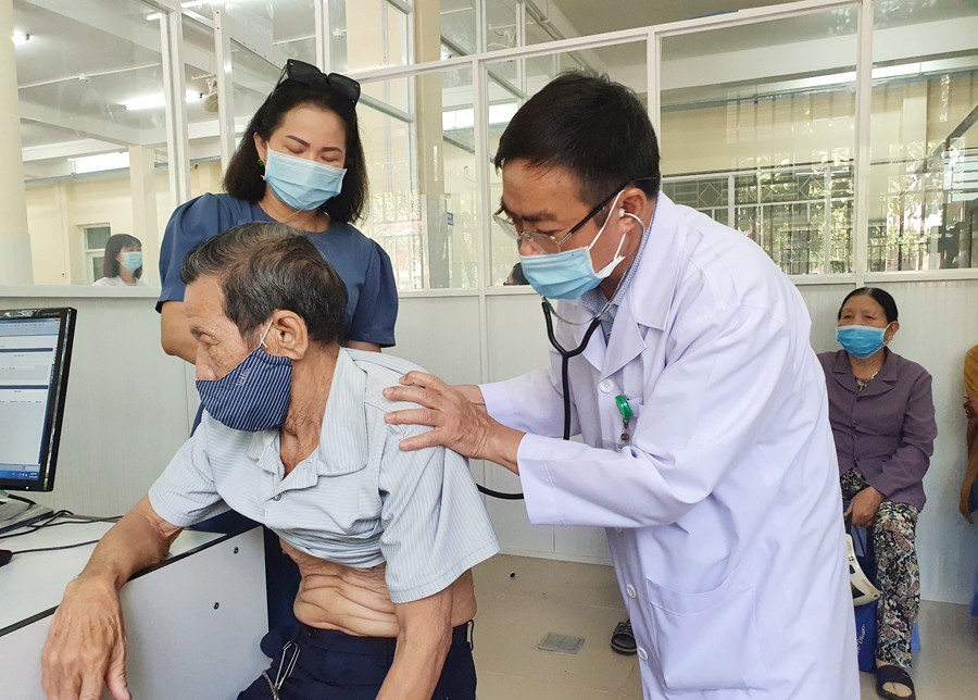 Gia tăng quyền lợi, giảm bớt rào cản khi khám chữa bệnh BHYT