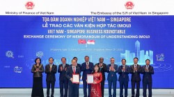 VinUni và Đại học NTU - Singapore ký kết hợp tác liên minh chiến lược