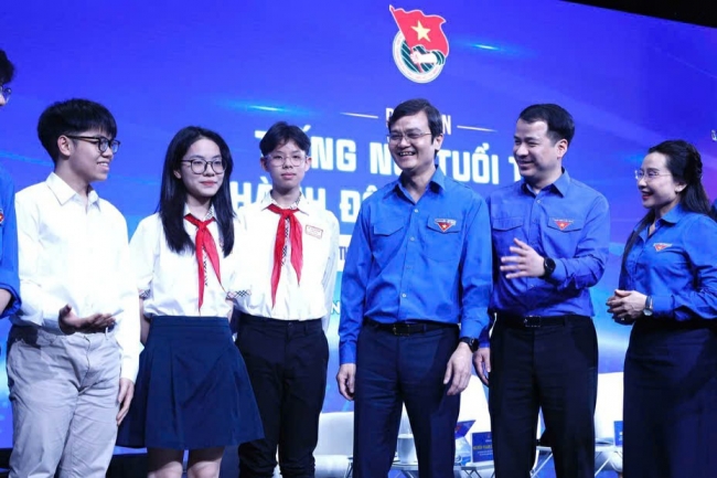 Để tổ chức Đoàn đến gần hơn với thanh thiếu nhi…