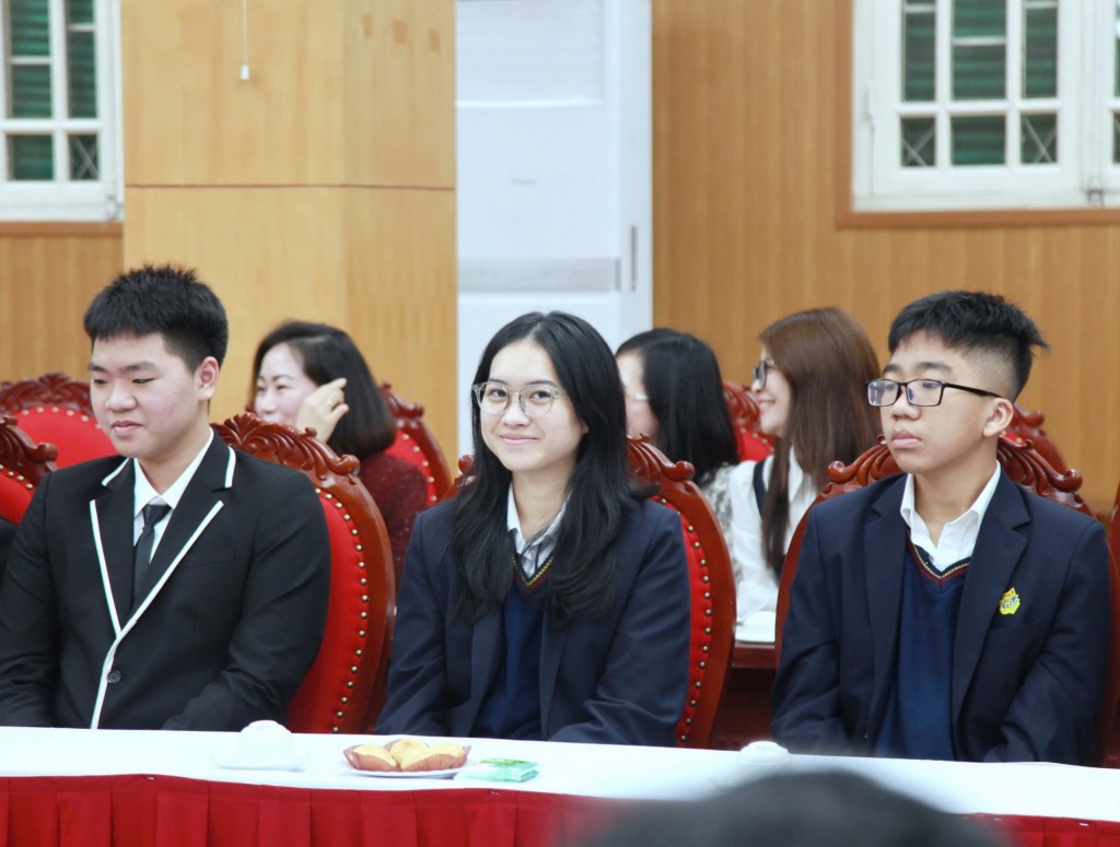 Hà Nội: Gặp mặt học sinh thi khoa học kỹ thuật cấp quốc gia