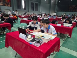 Học sinh Đông Anh sáng tạo cùng cuộc thi Robocon