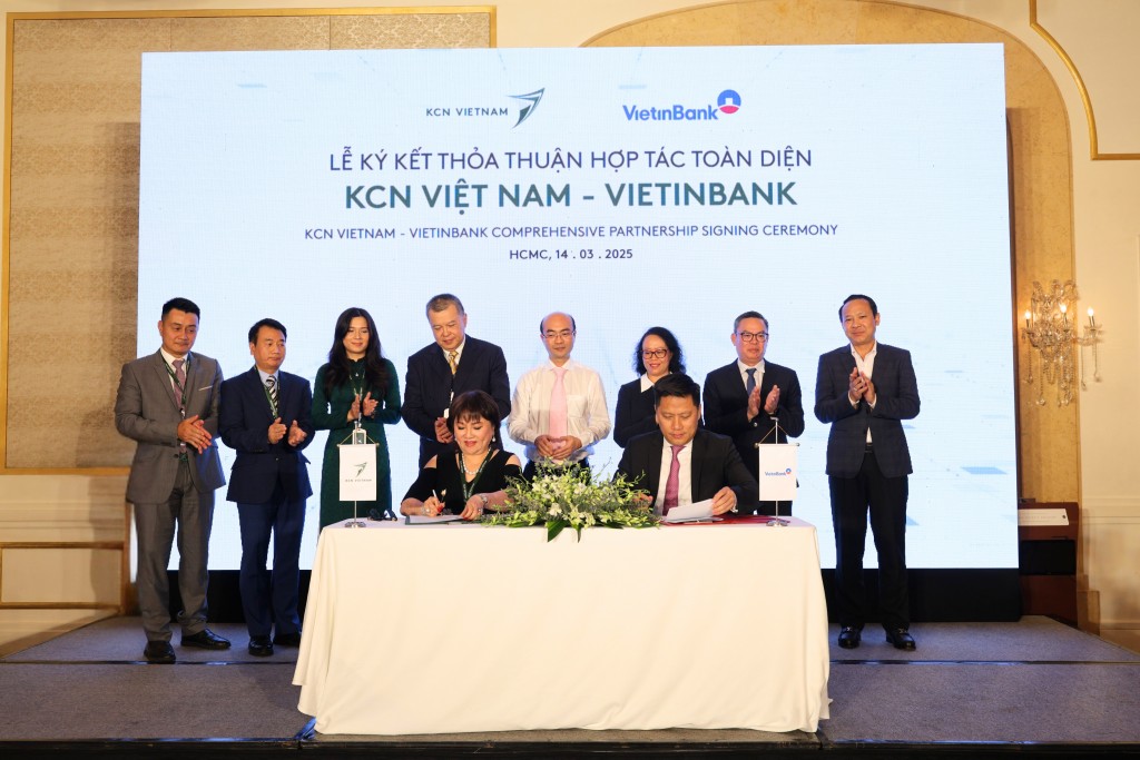 Tập đoàn KCN Việt Nam ký thỏa thuận hợp tác toàn diện với VietinBank