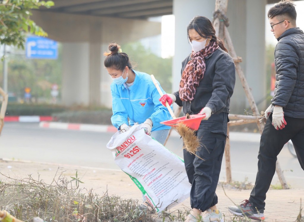 tham gia vệ sinh môi trường