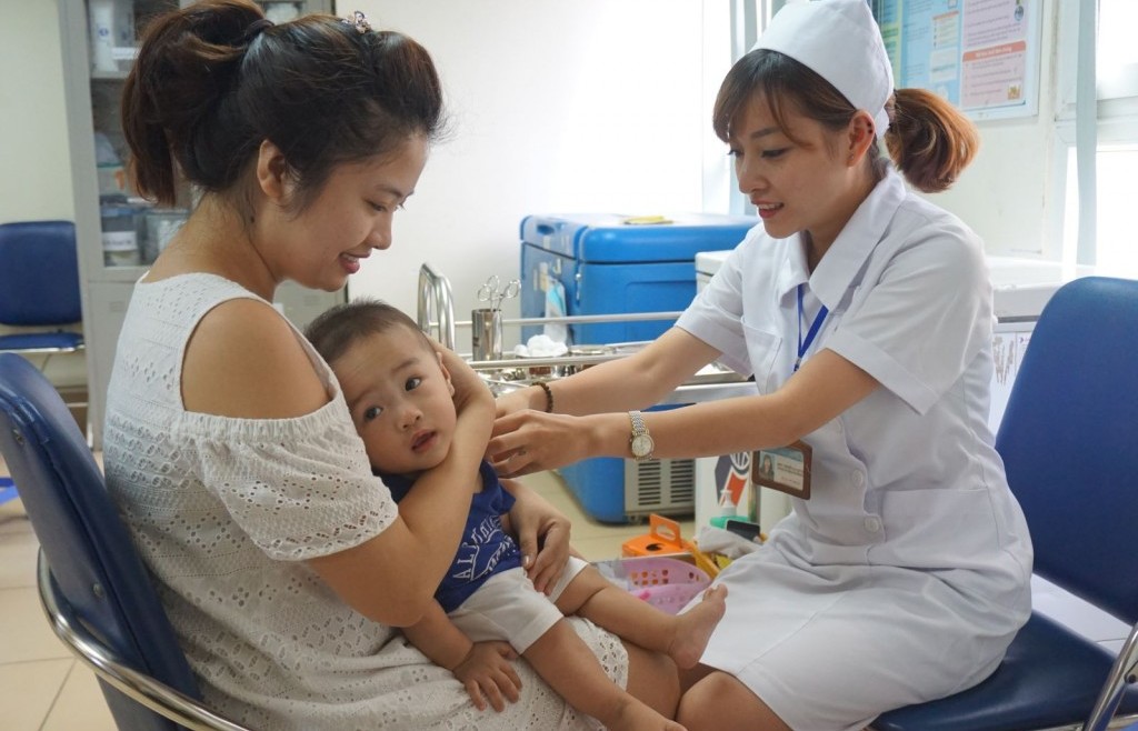 Đẩy nhanh tiêm chủng vaccine phòng, chống bệnh sởi