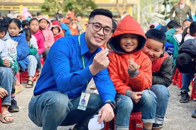 Thủ lĩnh Đoàn truyền cảm hứng học tập, lao động đến thanh niên