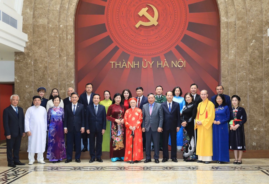 Ủy ban MTTQ Việt Nam TP thăm, chúc mừng Đảng bộ TP Hà Nội