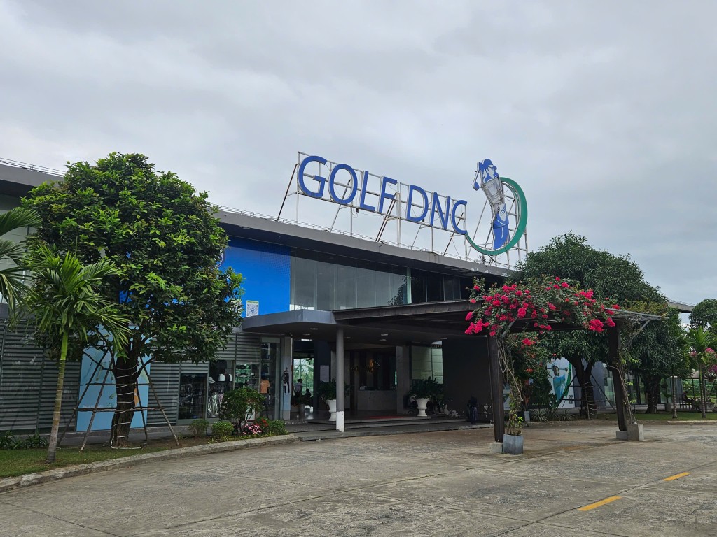 Công trình sân tập Golf tại công viên Thanh Niên thuộc phường Khuê Trung, quận Cẩm Lệ (Ảnh H.Quảng)