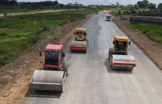 Hoàn thành Dự án thành phần 2.1 đường Vành đai 4 trong tháng 10