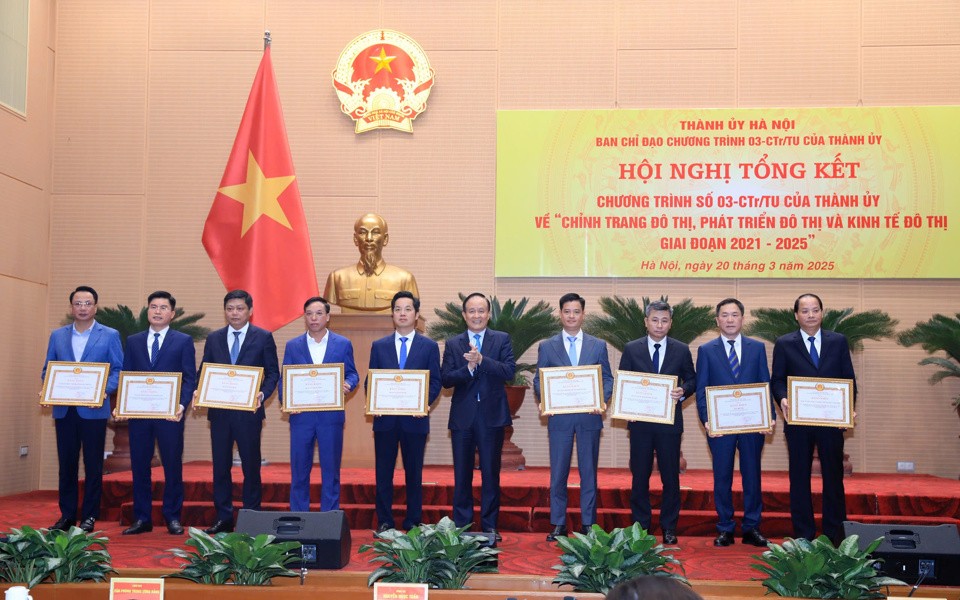 Khai thác chính sách đặc thù để phát triển đô thị
