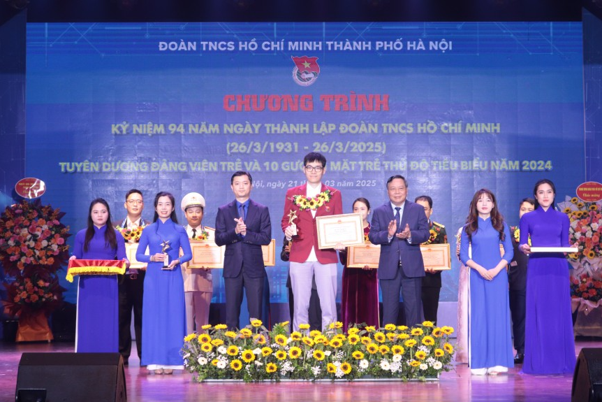 Hòa khát vọng thanh xuân với khát vọng chung của toàn dân tộc Hòa khát vọng thanh xuân với khát vọng chung của toàn dân tộc