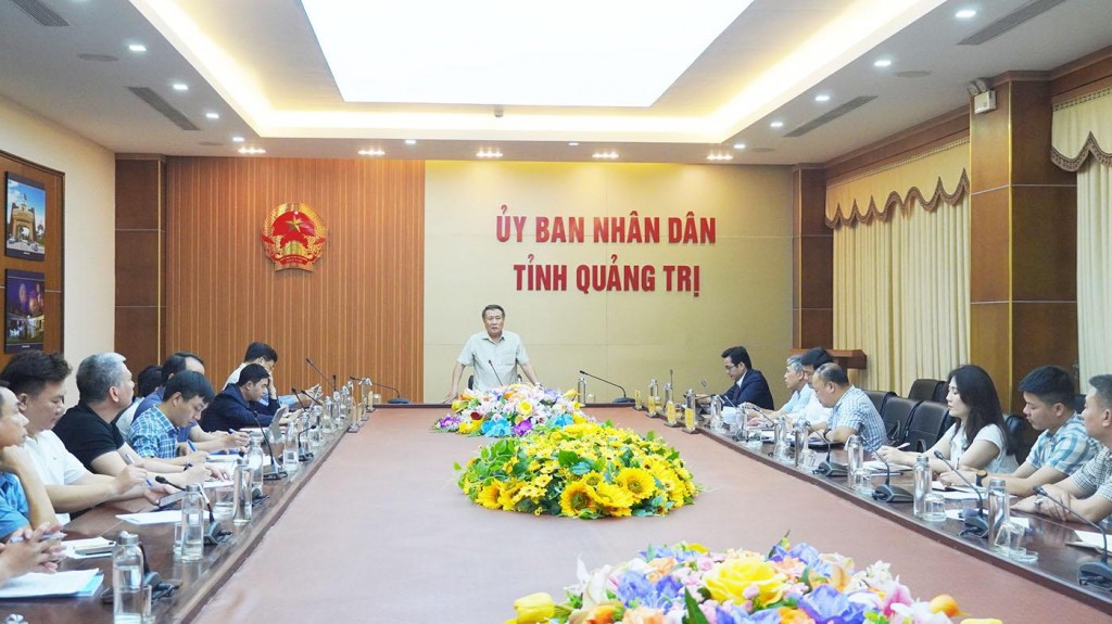 Quyền Chủ tịch UBND tỉnh Quảng Trị chủ trì buổi làm việc 