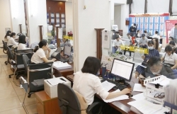 Ưu tiên cho nghỉ hưu trước tuổi đối với 3 nhóm cán bộ
