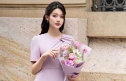 Gợi ý chị em top 5 trang phục công sở thanh lịch đón hè