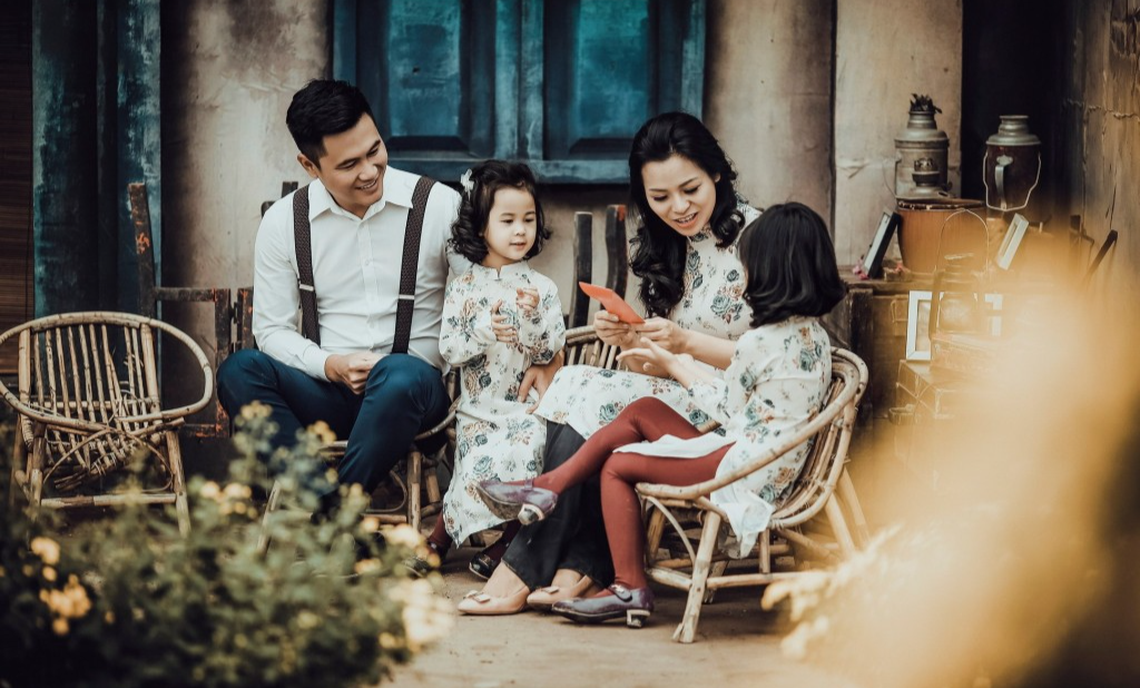 Lan tỏa những nét thanh lịch của người Hà Nội từ truyền thống gia đình (Ảnh minh họa)