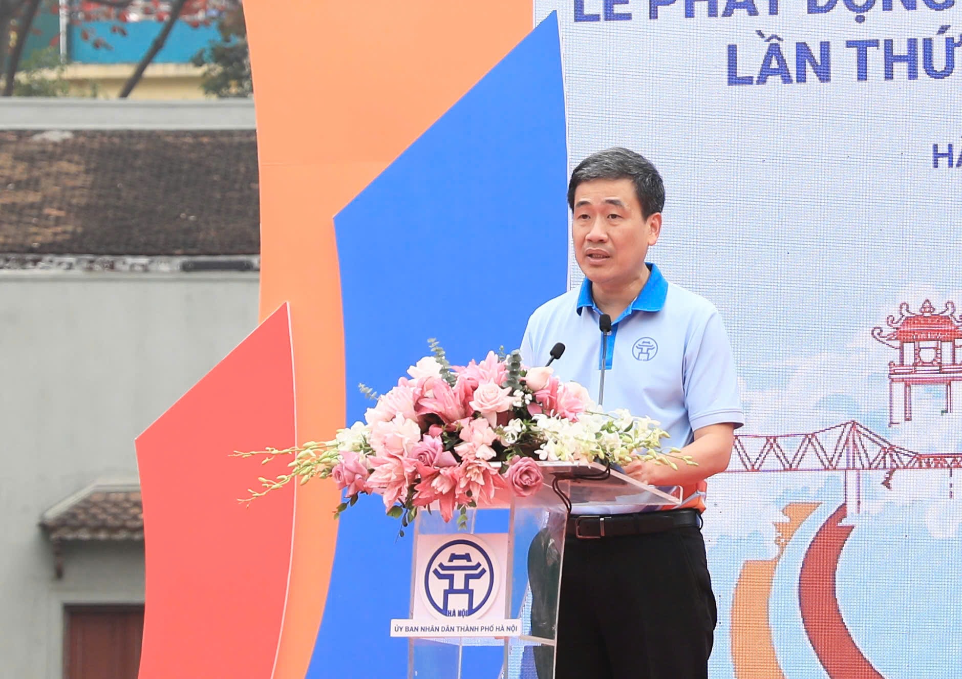 Sôi nổi Ngày chạy Olympic và Lễ phát động Giải chạy Báo Hànộimới mở rộng lần thứ 50