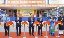 Trưng bày hơn 400 hiện vật chuyên đề “95 năm dưới cờ Đảng quang vinh”