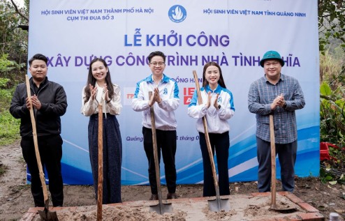 Nối vòng tay lớn xóa nhà tạm, nhà dột nát