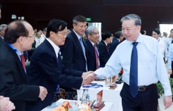 Tổng Bí thư Tô Lâm gặp mặt người có công với cách mạng tiêu biểu