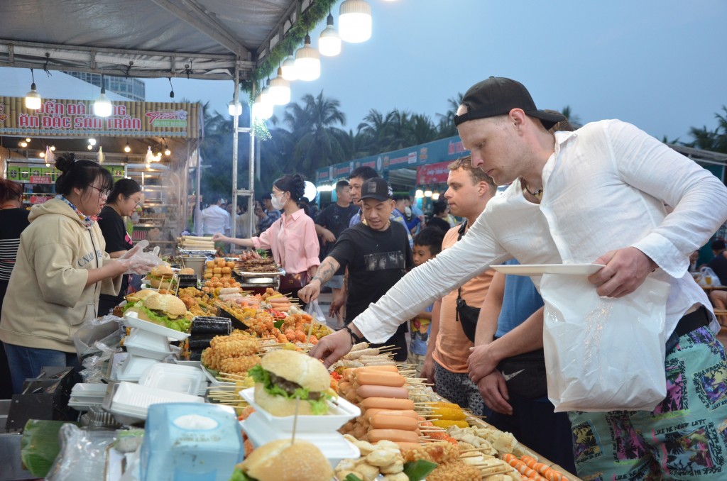 Quảng bá du lịch ẩm thực tại lễ hội Đà Nẵng Food Tour 2025