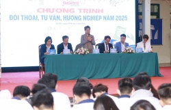 Hơn 2.000 học sinh háo hức gặp gỡ chuyên gia, "gỡ rối" chọn nghề