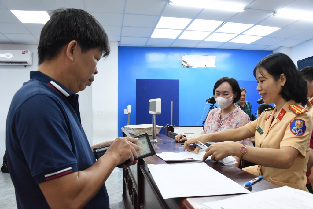 Bảo đảm thông suốt giải quyết thủ tục hành chính khi sắp xếp, kiện toàn mô hình chính quyền địa phương 2 cấp