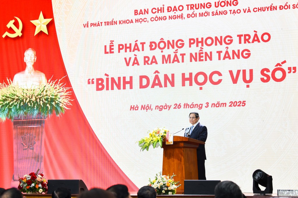 “Xóa mù” công nghệ số: Nhiệm vụ chiến lược trong kỷ nguyên mới