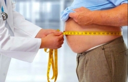 Chàng trai nặng tới 175kg rơi vào tình trạng ngừng thở khi ngủ