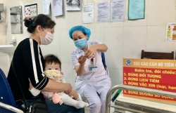 Trong một tuần ghi nhận thêm 400 ca mắc sởi, tay chân miệng