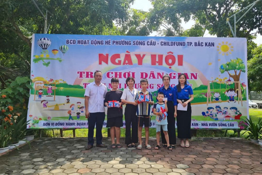 Nhiều hoạt động thiết thực được Nguyễn Minh Phương và Ban chấp hành Đoàn phường Sông Cầu thực hiện