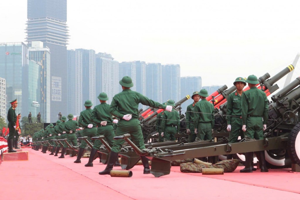 Ngay từ sáng sớm, các chiến sĩ đã sẵn sàng Ngay từ sáng sớm, các chiến sĩ đã sẵn sàng