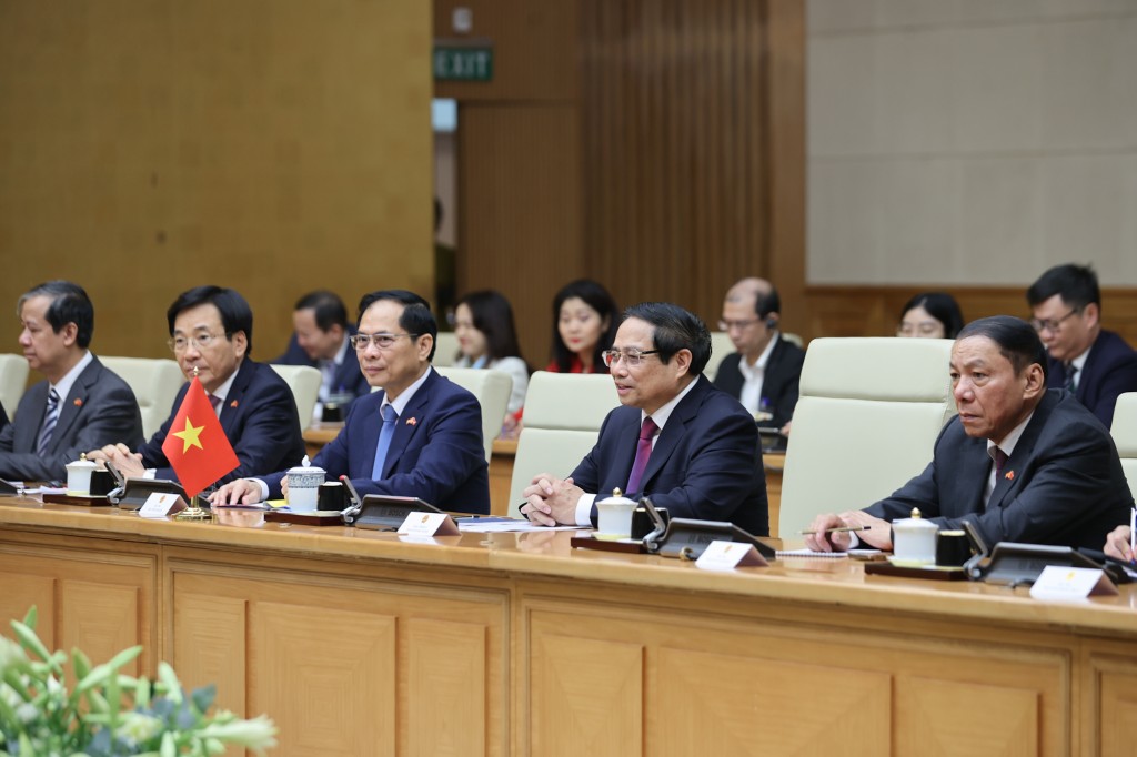 Thủ tướng Phạm Minh Chính khẳng định Việt Nam coi trọng và mong muốn đẩy mạnh hơn nữa hợp tác nhiều mặt với Tây Ban Nha, Đối tác chiến lược đầu tiên của Việt Nam trong EU - Ảnh: VGP/Nhật Bắc