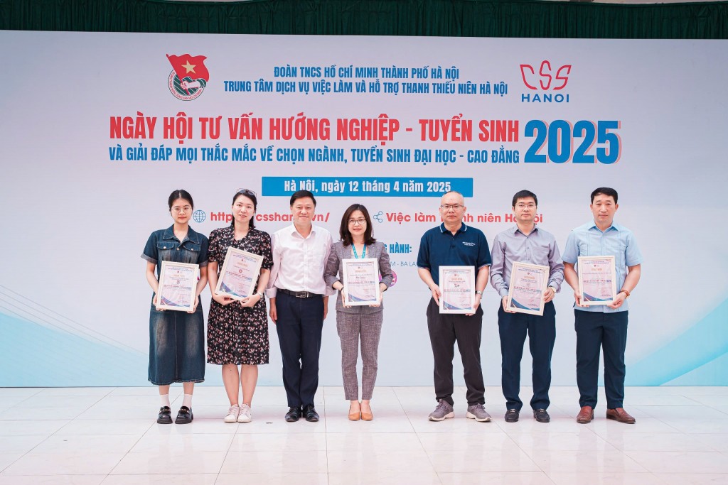 Ông Lại Hồng Đăng