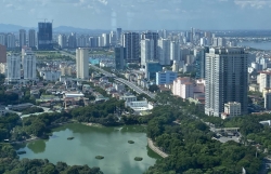 Kiên định mục tiêu tăng trưởng GDP năm 2025 từ 8% trở lên