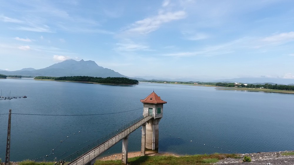 Hà Nội tăng cường quản lý khu bảo vệ nguồn lợi thủy sản