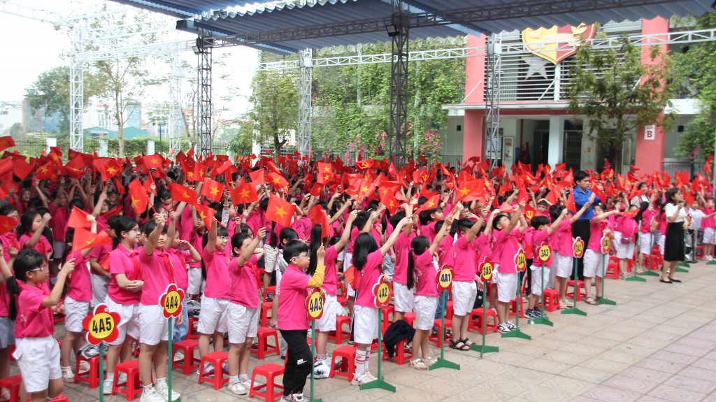 Thắp lửa truyền thống, bồi đắp tinh thần yêu nước cho thiếu nhi Thủ đô
