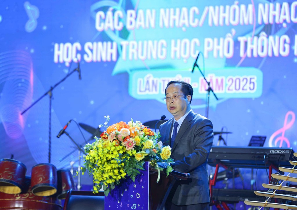 Nhấn vào ảnh để phóng to Giám đốc Sở GD&ĐT Hà Nội Trần Thế Cương phát biểu khai mạc liên hoan. Ảnh: Thanh Tùng