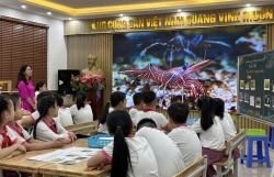 Từ lớp học truyền thống đến lớp học số hóa