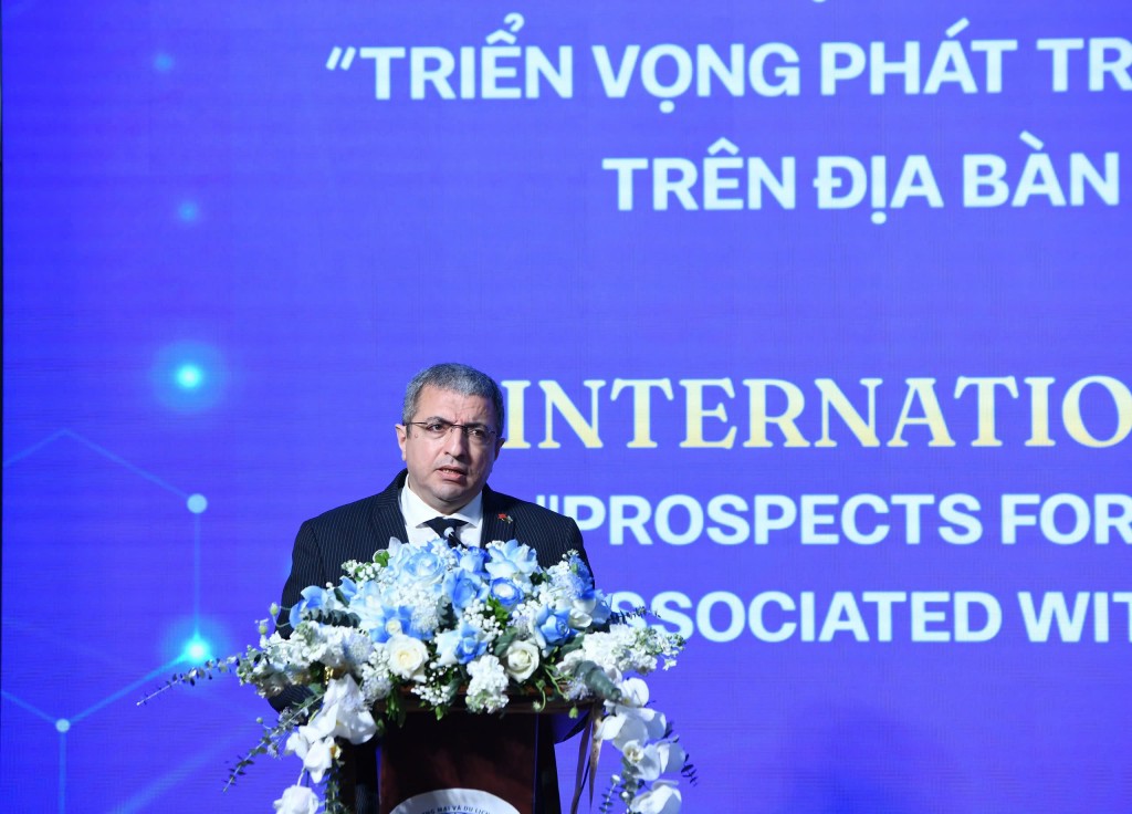  ông Shovgi Kamal Oglu Mehdizade, Đại sứ Azerbaijan tại Việt Nam 