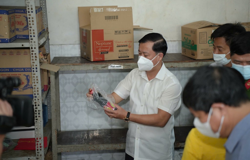 Bếp ăn tập thể cần "nói không" với nguồn tiêu thụ thực phẩm bẩn