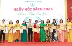 Tưng bừng khai mạc Ngày hội sách Hoàn Kiếm em yêu năm 2025