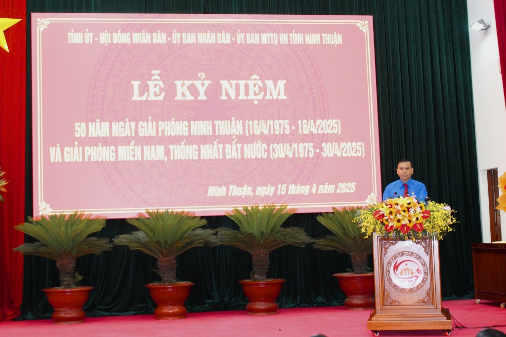 Đồng chí Huỳnh Hữu Phúc – UV.BCH Trung ương Đoàn, Tỉnh ủy viên, Bí thư Tỉnh đoàn Ninh Thuận đã đại diện cho thế hệ trẻ phát biểu cảm tưởng, thể hiện lòng biết ơn sâu sắc với sự hy sinh của các thế hệ cha anh và khẳng định tinh thần kế thừa truyền thống cá