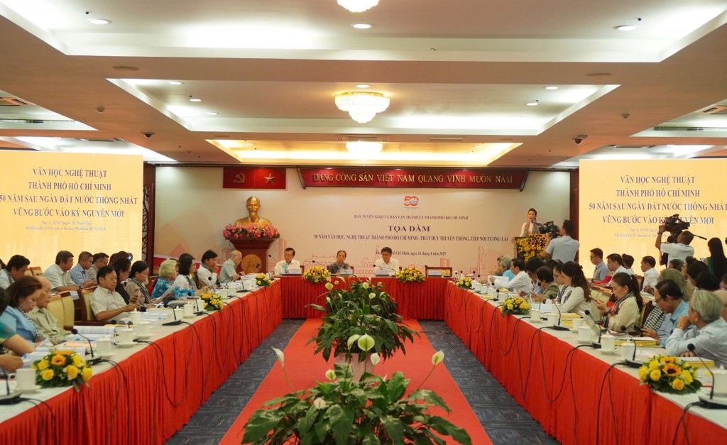 Quang cảnh hội thảo
