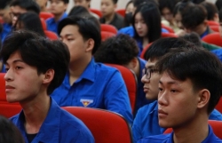 Thanh niên nghe chuyện lịch sử, viết tiếp tương lai